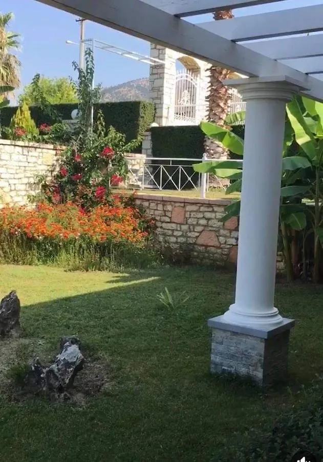 Full Apartment With Private Garden Murzi