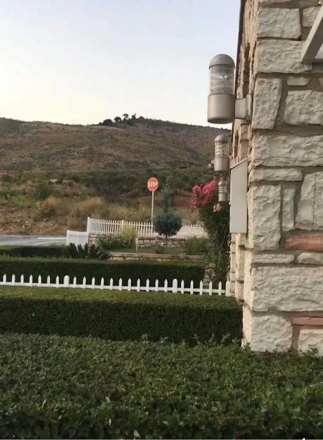Full Apartment With Private Garden Murzi Albánie