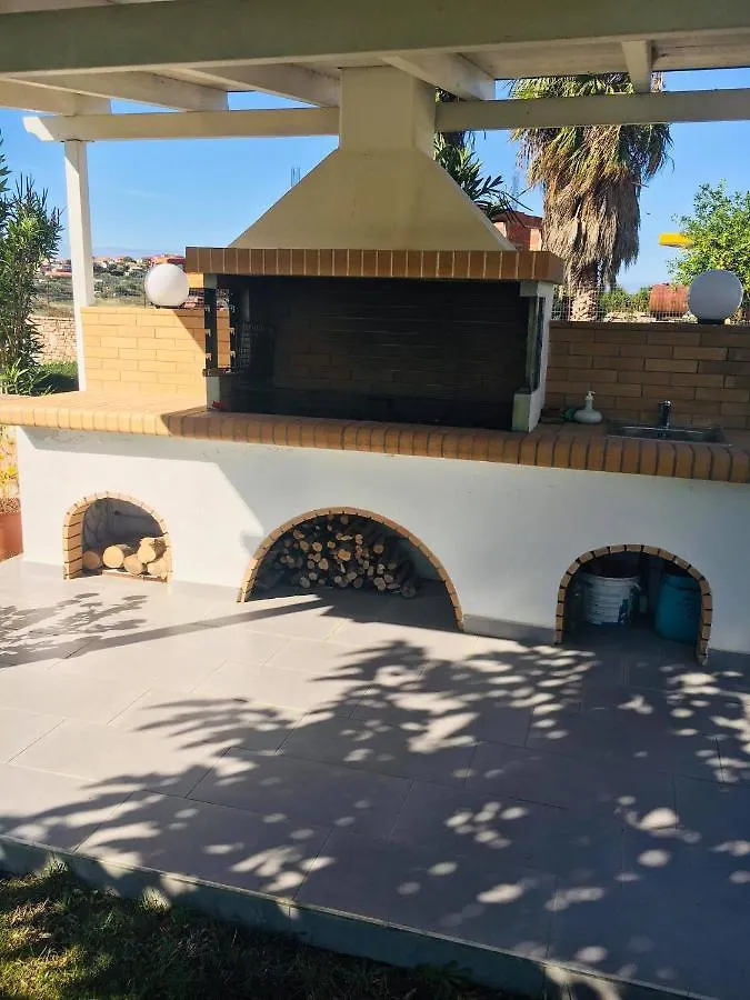 Full Apartment With Private Garden Murzi